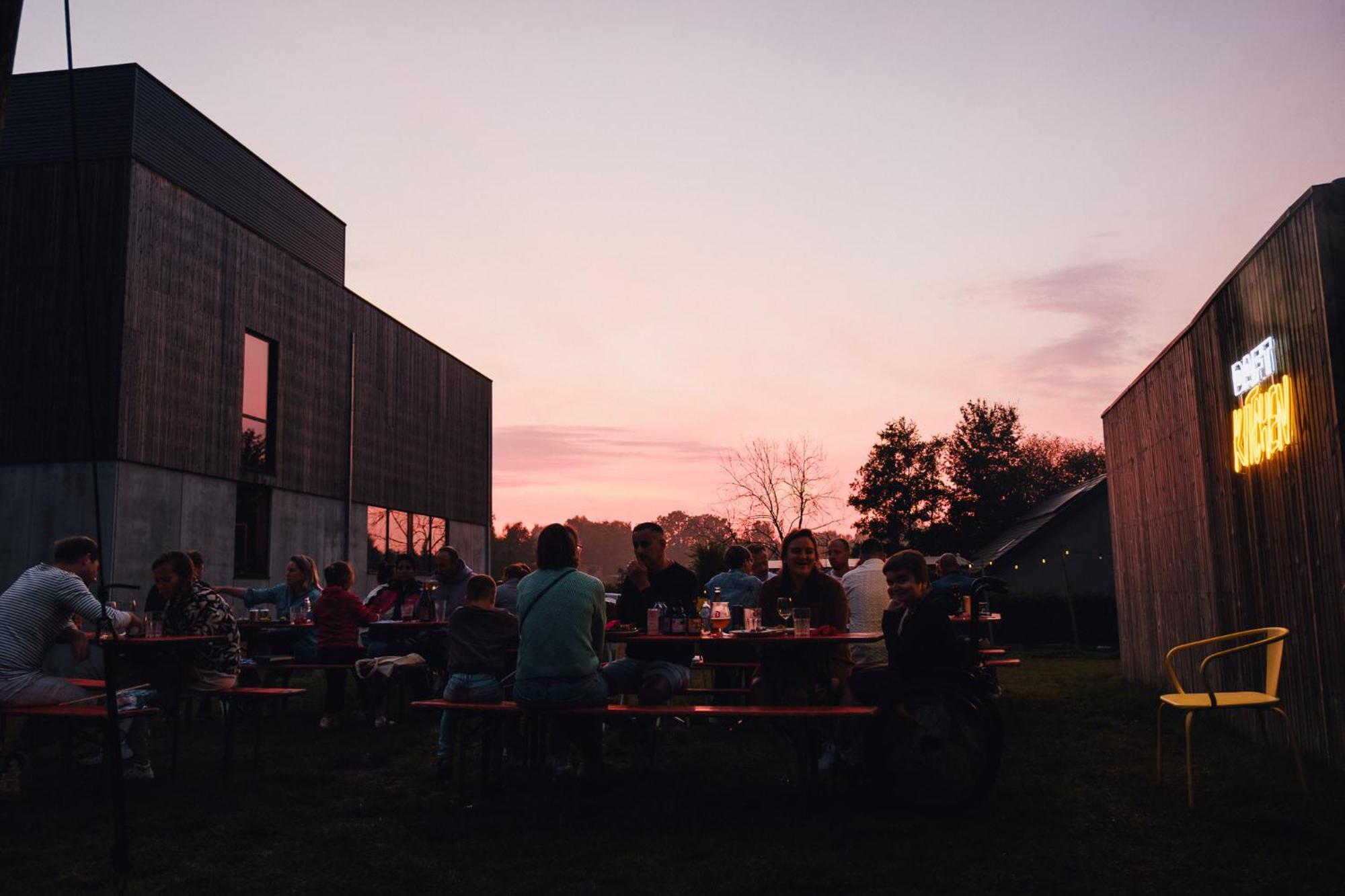 Daft Hotel & Glamping Malmedy Bagian luar foto